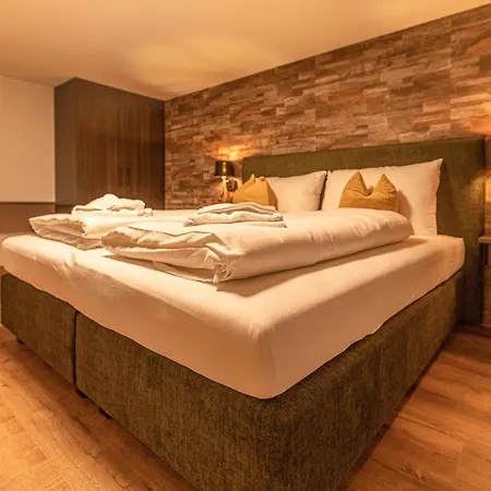 Tevini Boutique By We Rent