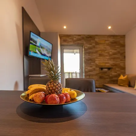 Apartment Tevini Boutique By We Rent Zell am See