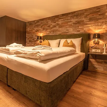 Tevini Boutique By We Rent *