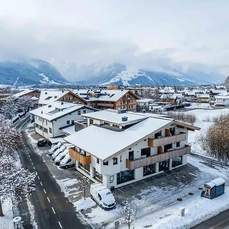 Tevini Boutique By We Rent Zell am See