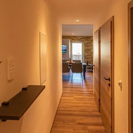 Tevini Boutique By We Rent * צל-אם-זי