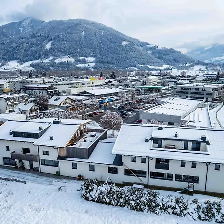 Tevini Boutique By We Rent Zell am See